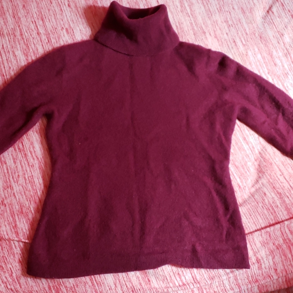 Sweater - Picture 2 of 3